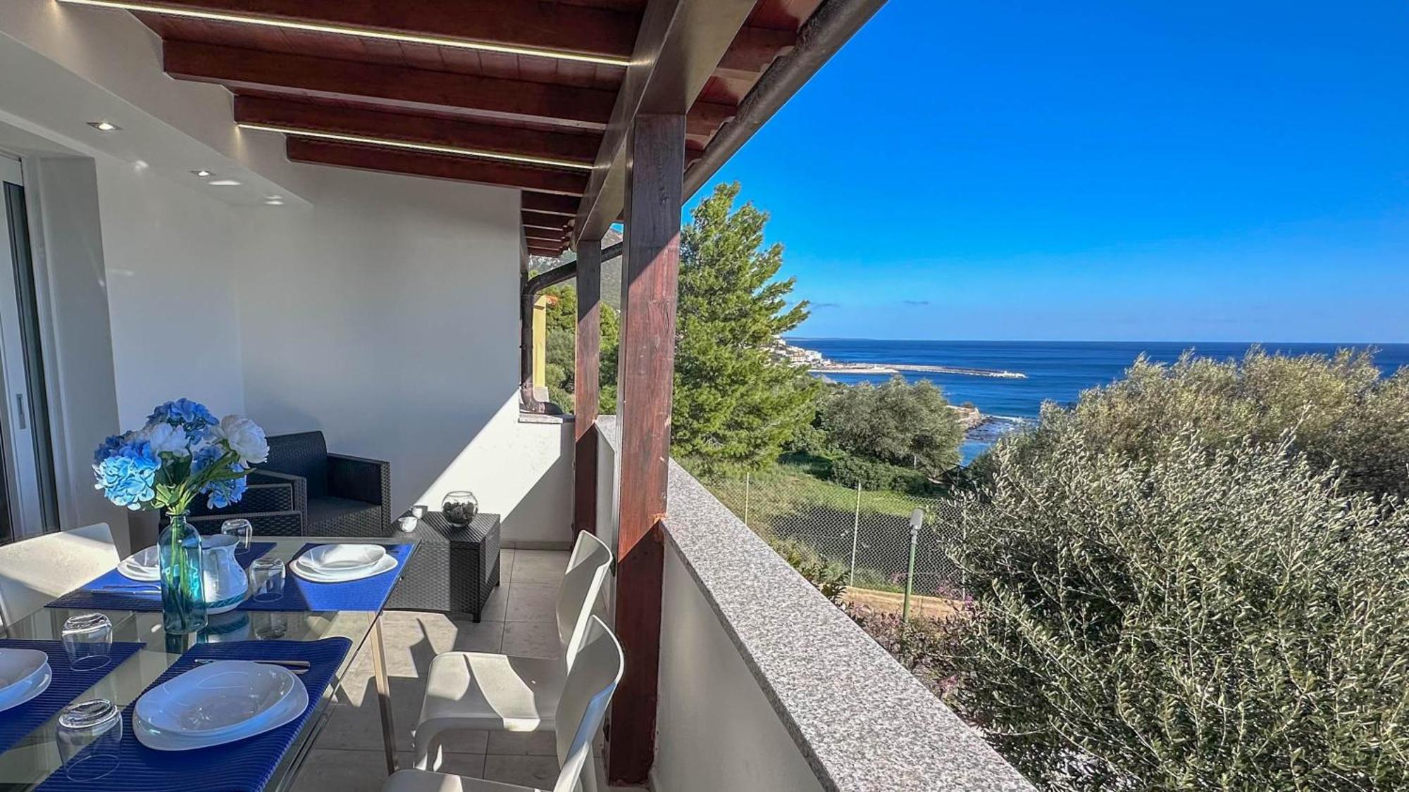 Апартаменты Mama House Con Vista Mare Кала-Гононе Экстерьер фото